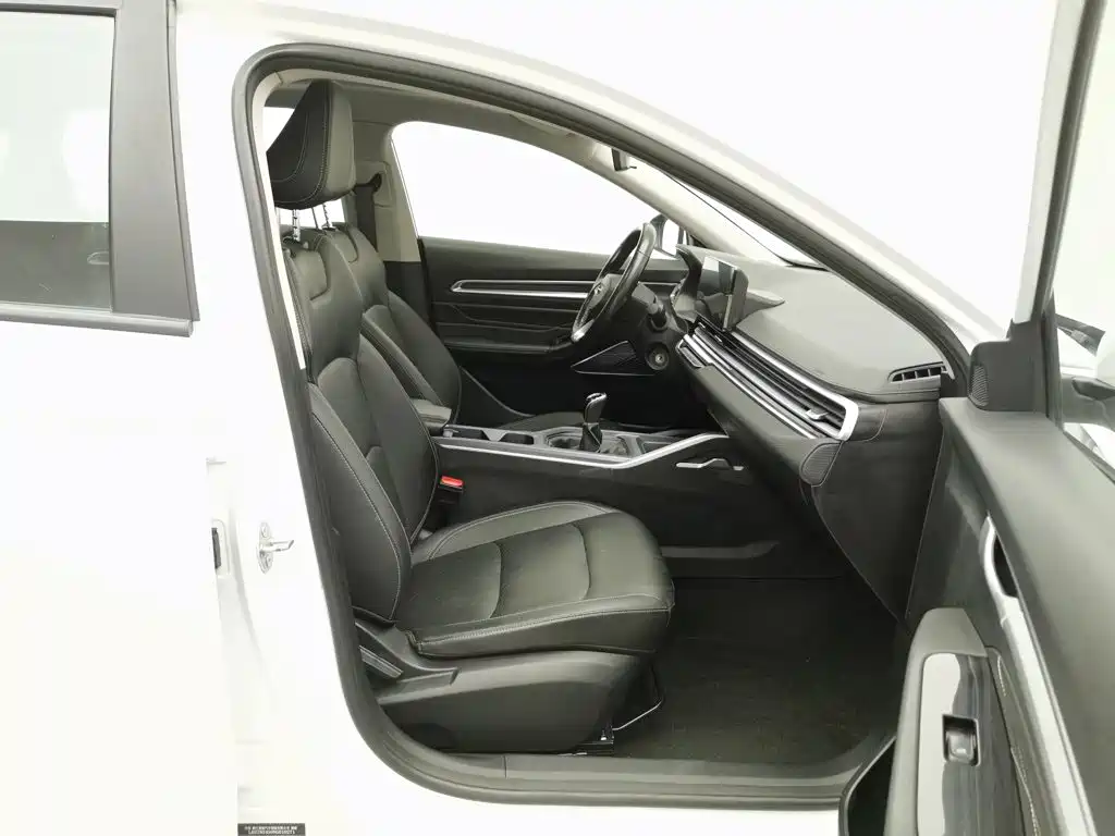 Geely Emgrand — миниатюра 23