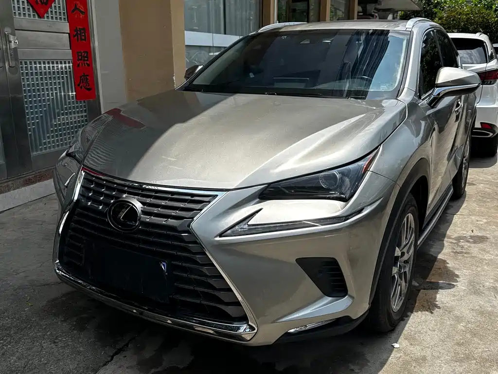 Lexus NX 2019