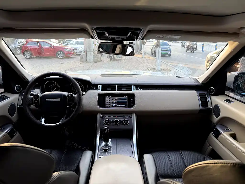 Land Rover Range Rover Sport 2015 3.0 SDV6 HSE