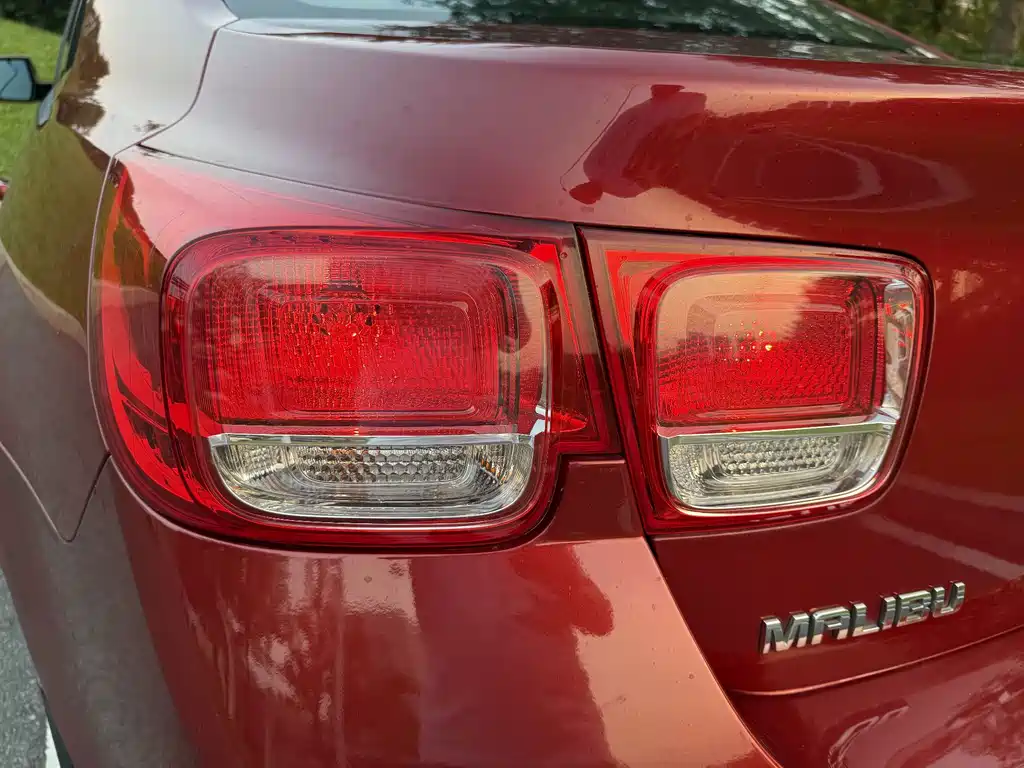 Chevrolet Malibu — миниатюра 10