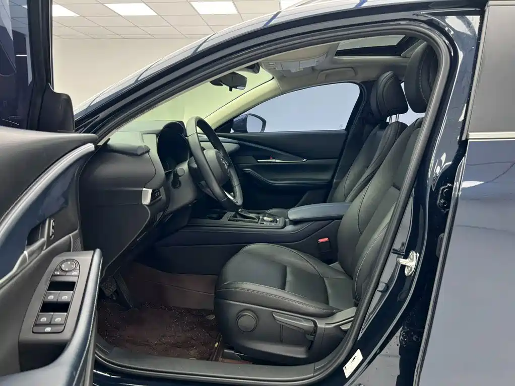 Mazda CX-30 — миниатюра 16