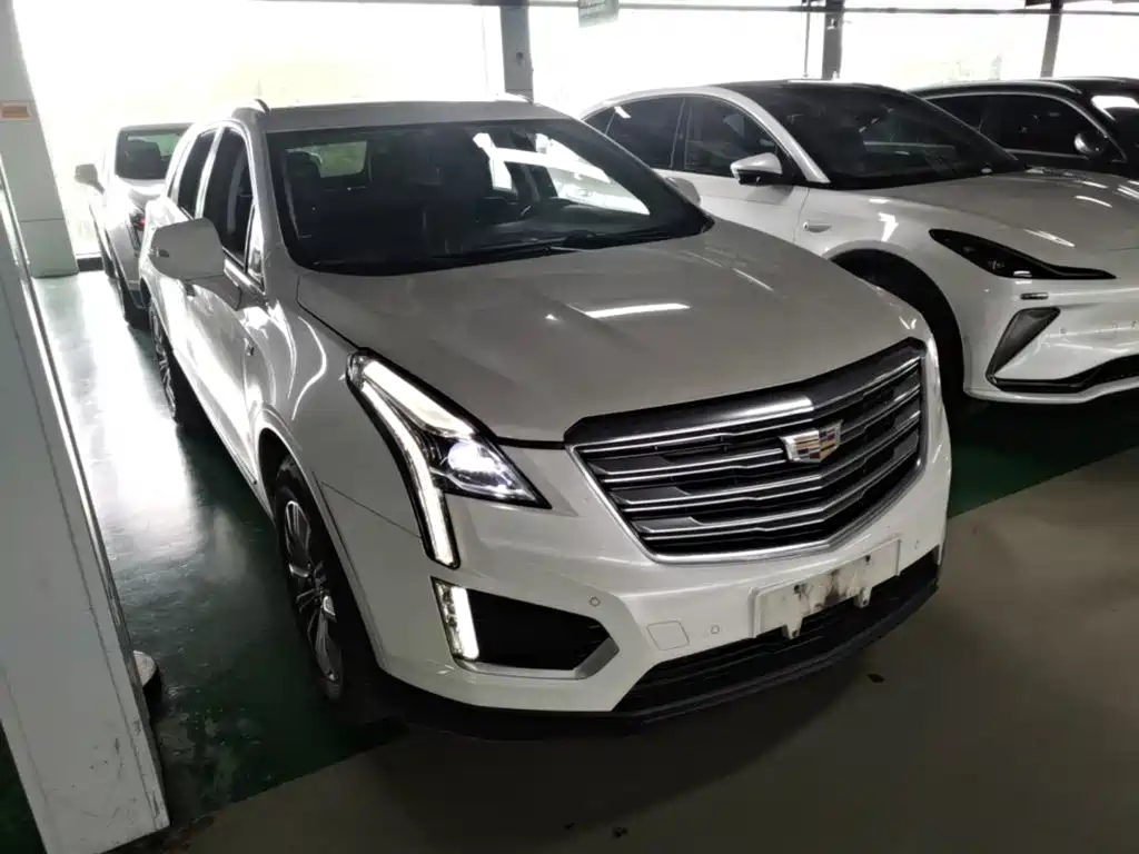 Cadillac XT5 — миниатюра 4