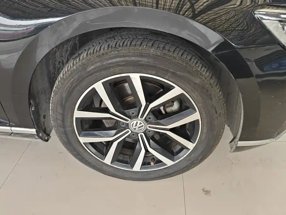 Volkswagen Magotan — миниатюра 6