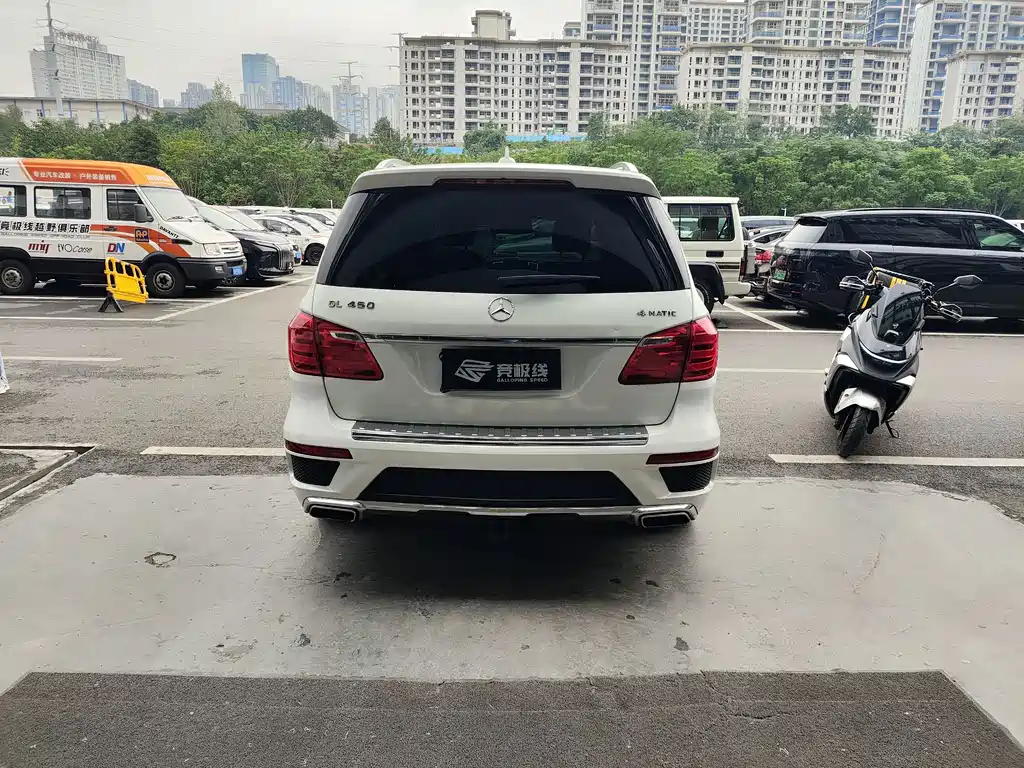 Mercedes-Benz GL-Class — миниатюра 16