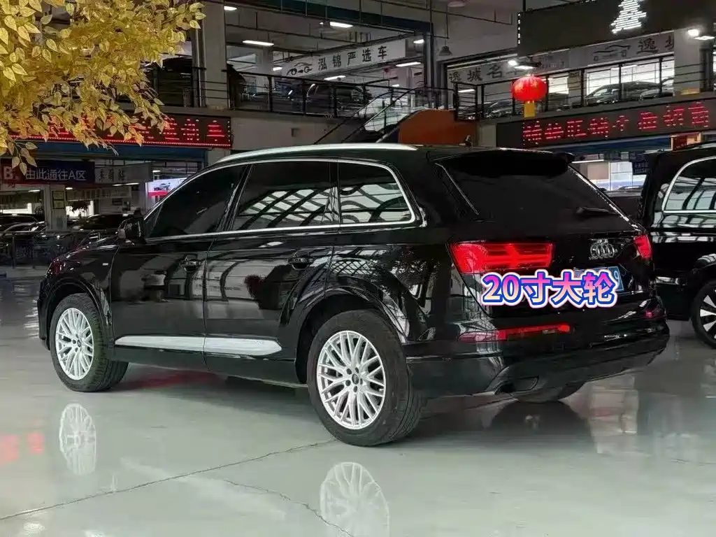 Audi Q7 — миниатюра 7
