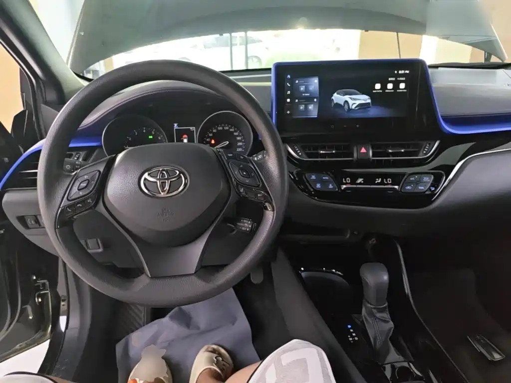 Toyota IZOA — миниатюра 10