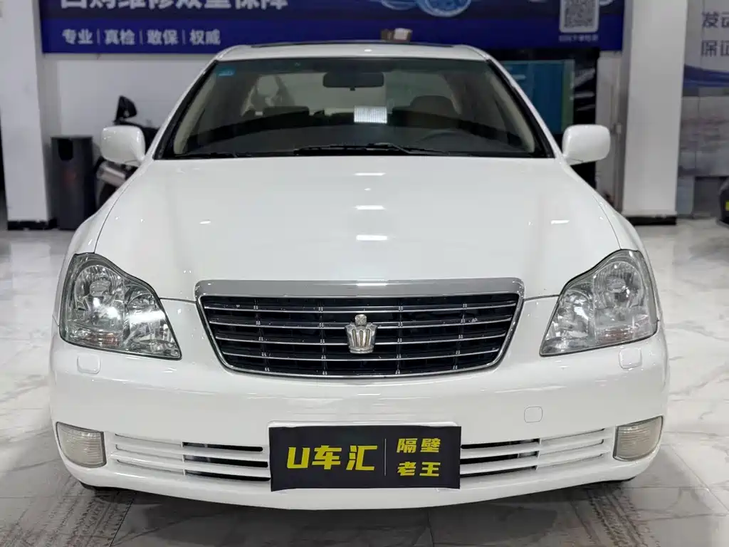 Toyota Crown 2005 3.0L Royal