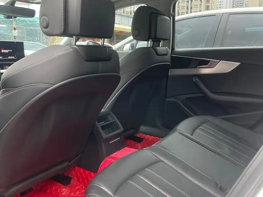 Audi A4L 2020 40 TFSI Fashion