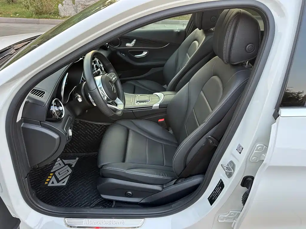 Mercedes-Benz C-Class — миниатюра 10