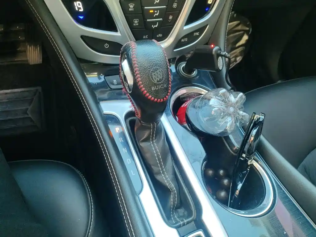 Buick Envision Plus — миниатюра 10
