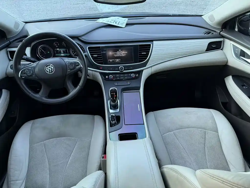 Buick LaCrosse — миниатюра 7