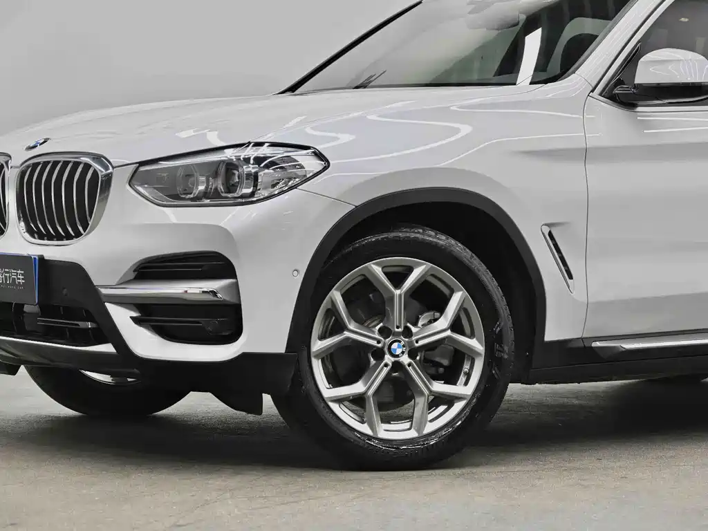 BMW X3 — миниатюра 22