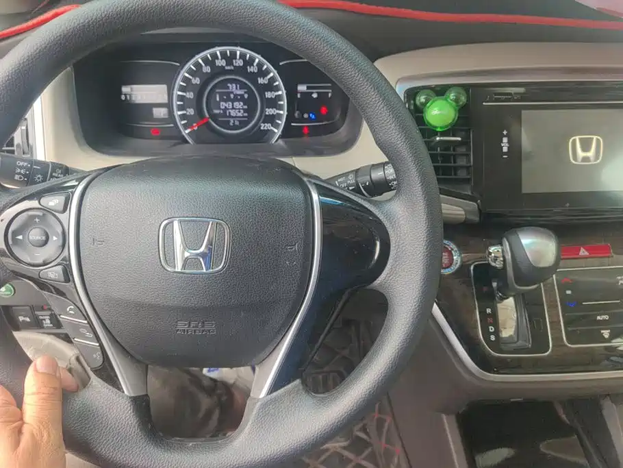 Honda Odyssey — миниатюра 12