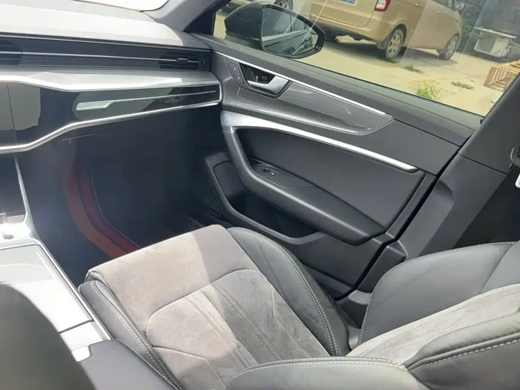 Audi A6L 2020 40 TFSI Luxury