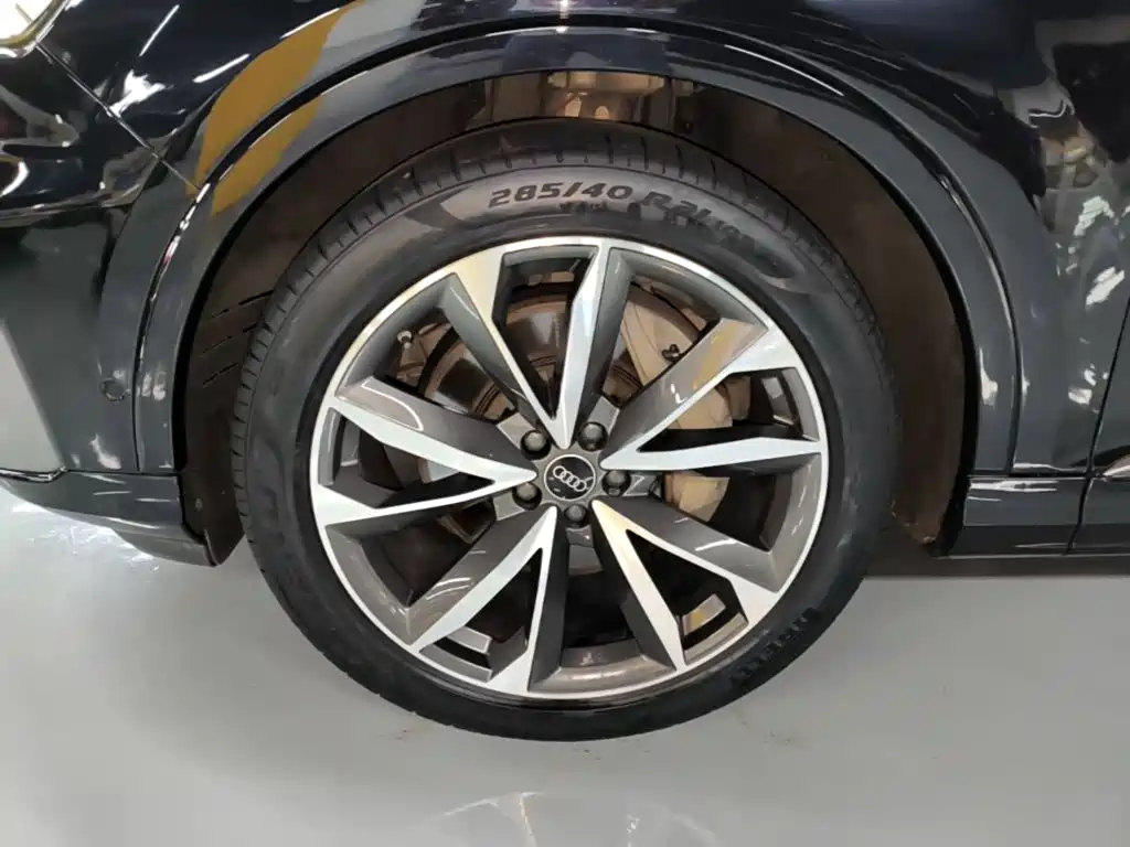 Audi Q7 — миниатюра 23