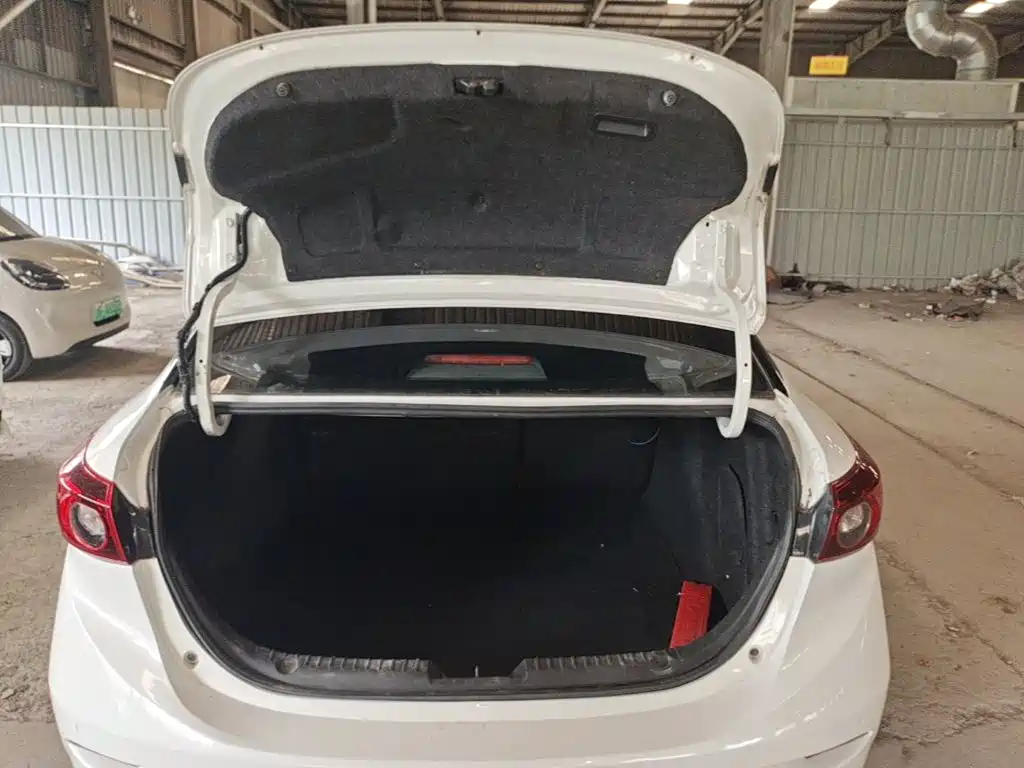 Mazda 3 Axela — миниатюра 19