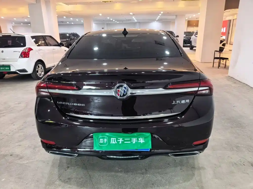 Buick LaCrosse — миниатюра 6