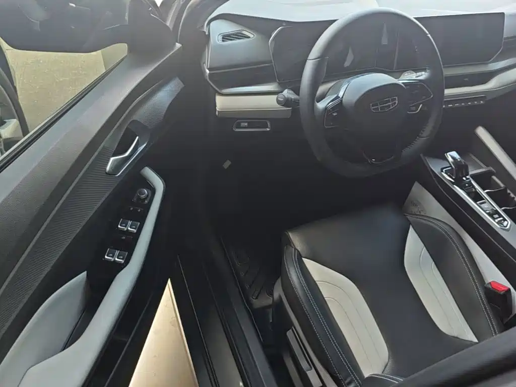 Geely Binrui — миниатюра 16