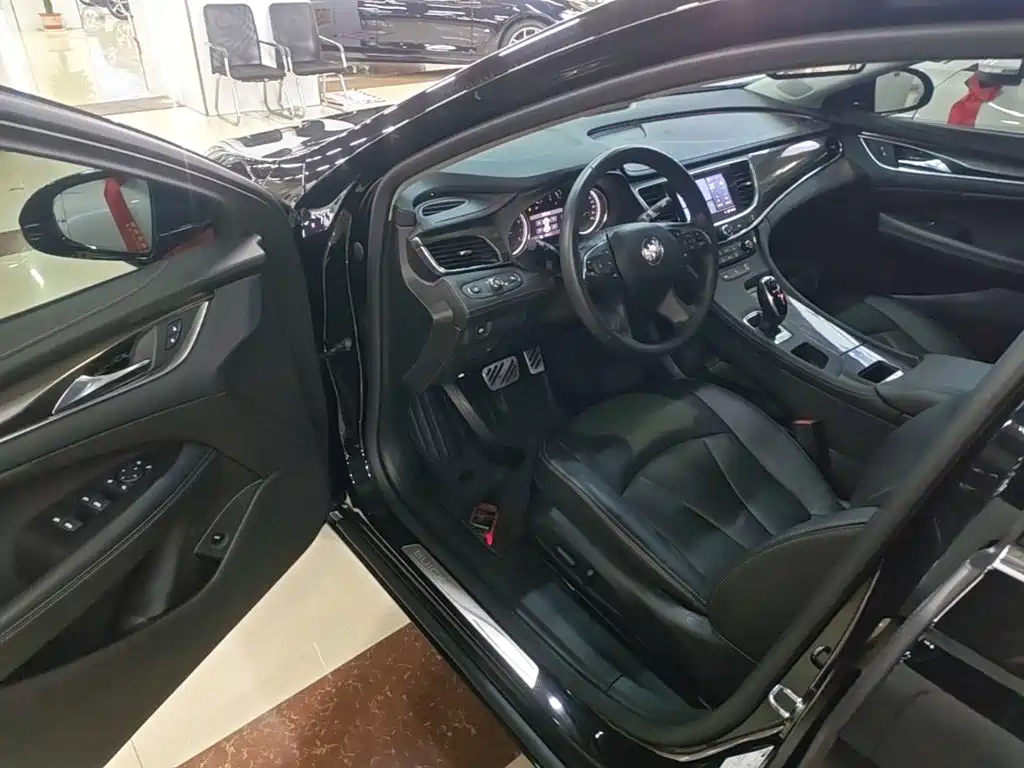 Buick LaCrosse — миниатюра 16