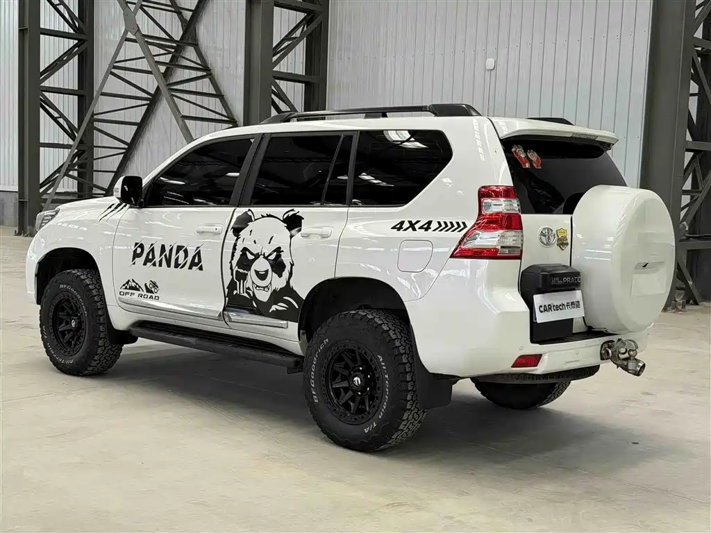 Toyota Land Cruiser Prado 2016 2.7L AT Standard
