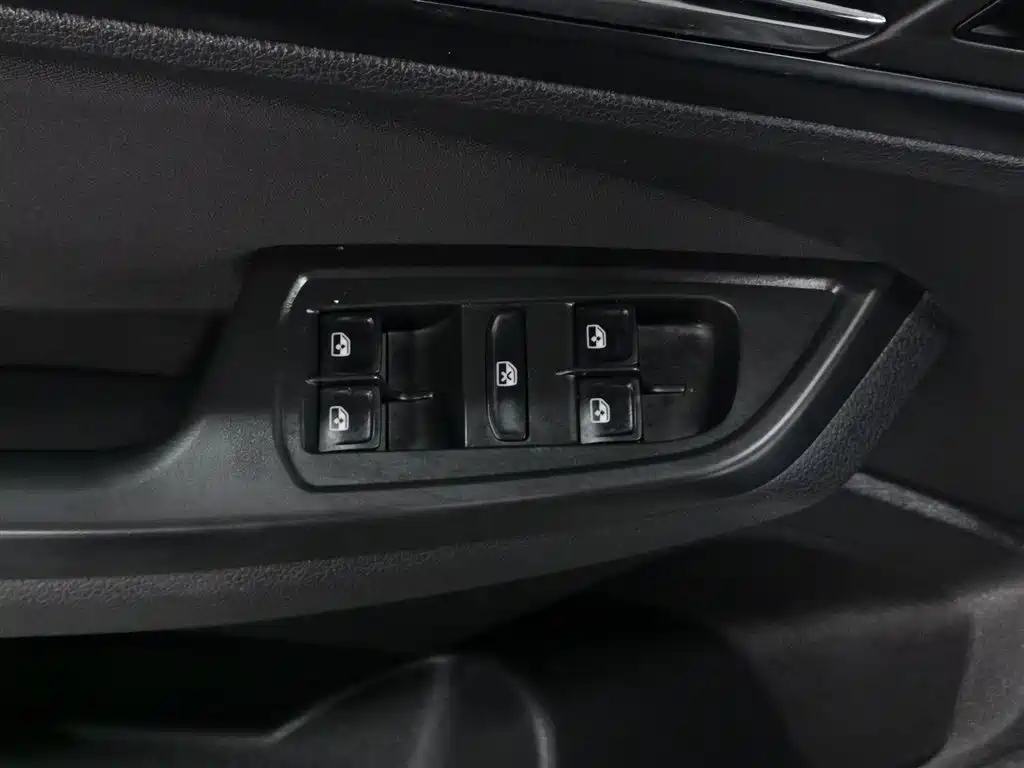 Volkswagen Bora 2019 1.5L MT Fashion VI