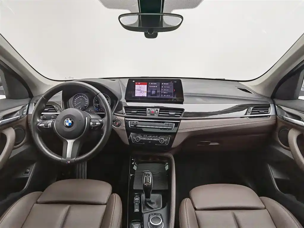 BMW X1 2020 xDrive25Li Premium