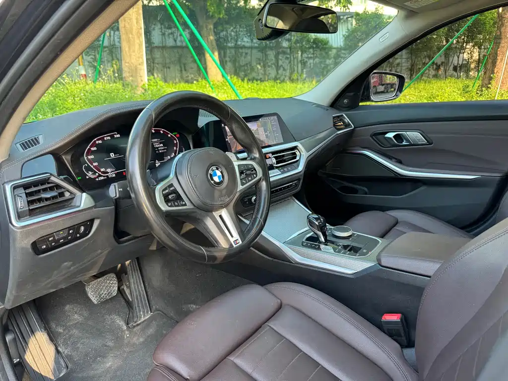 BMW 3 Series — миниатюра 4