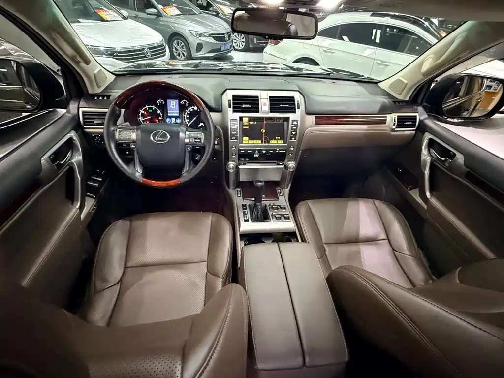 Lexus GX — миниатюра 6