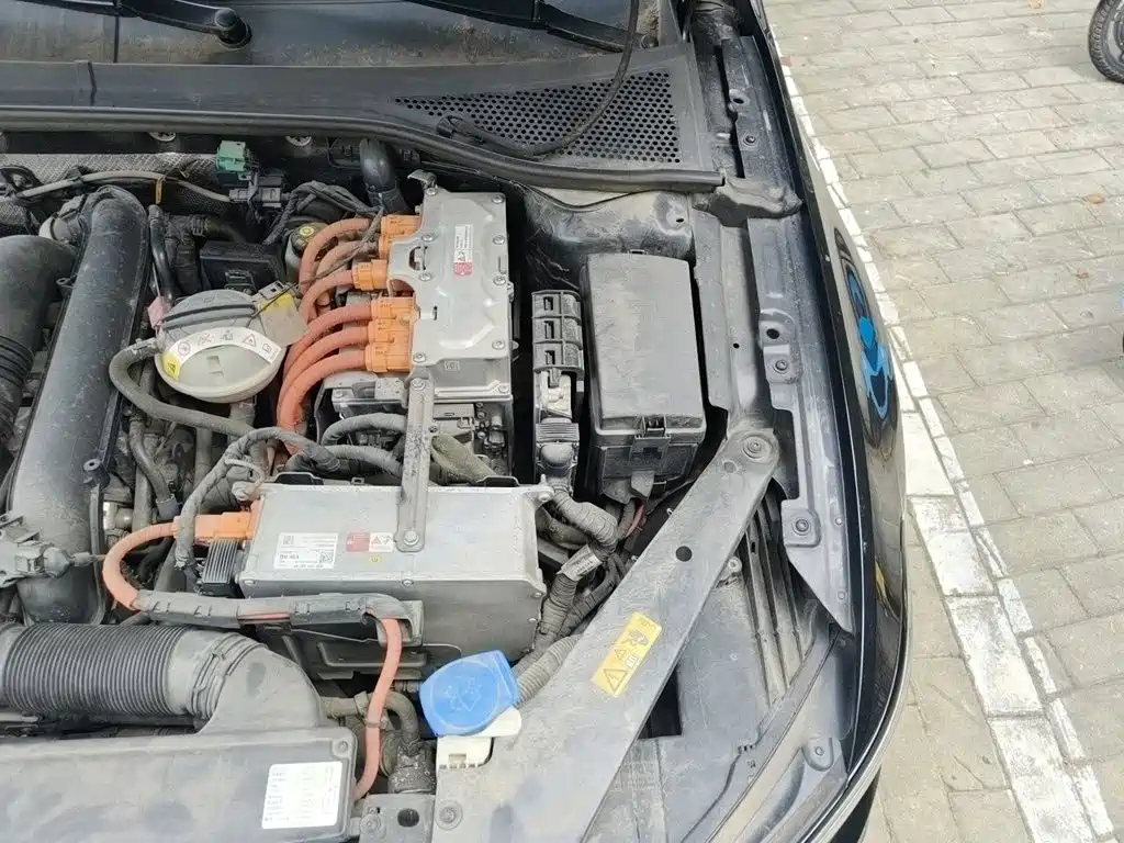 Volkswagen Magotan PHEV — миниатюра 22