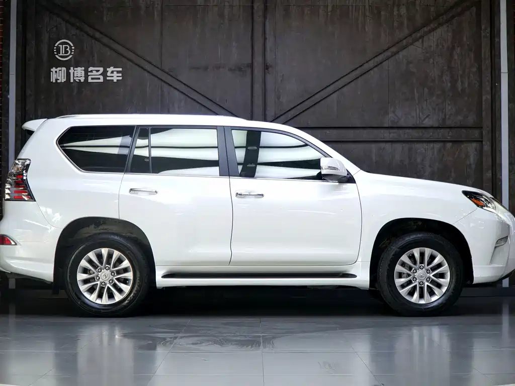 Lexus GX — миниатюра 4