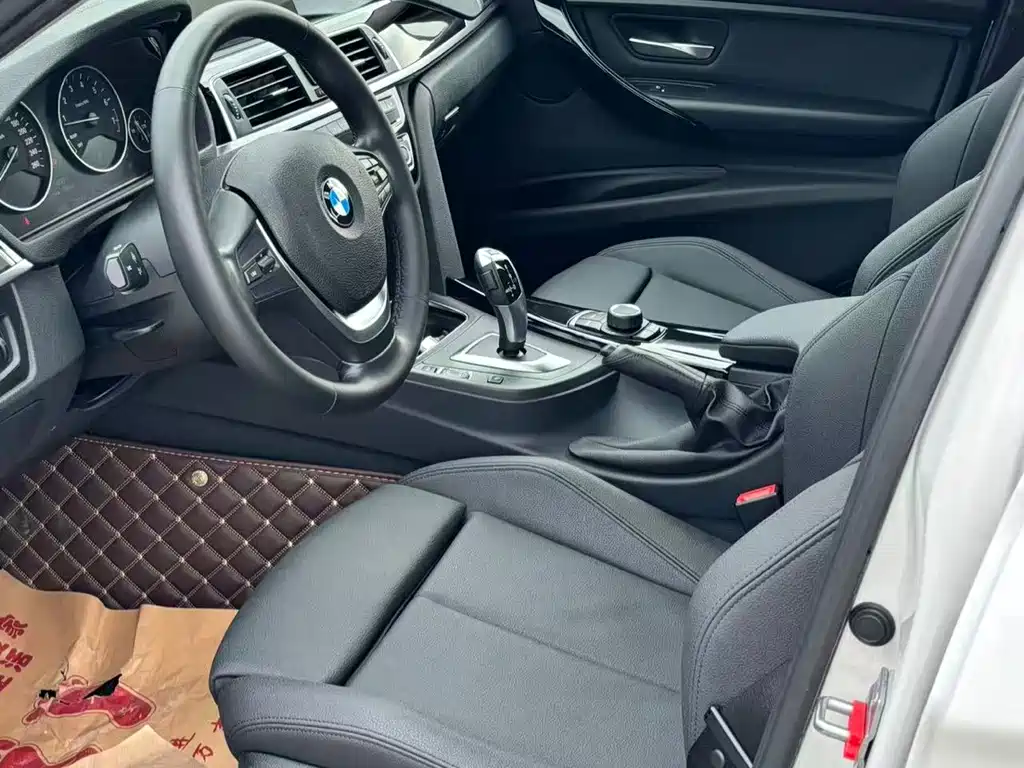 BMW 3 Series — миниатюра 8