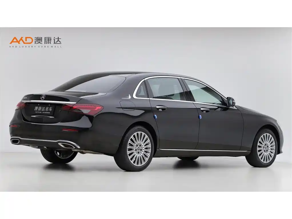 Mercedes-Benz E-Class — миниатюра 3