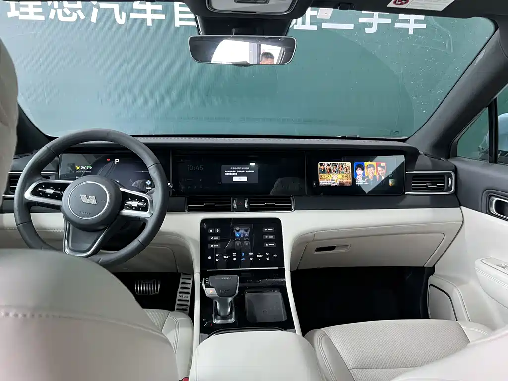 Li Auto ONE 2021 6 мест