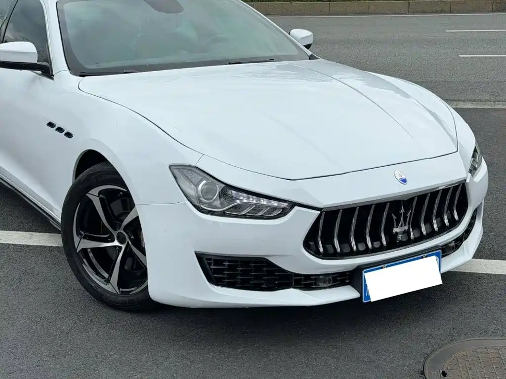 Maserati Ghibli — миниатюра 2