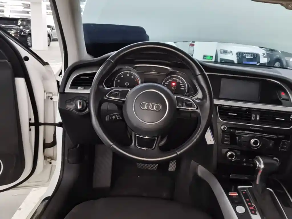 Audi A4L — миниатюра 11
