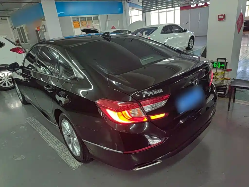 Honda Accord — миниатюра 5