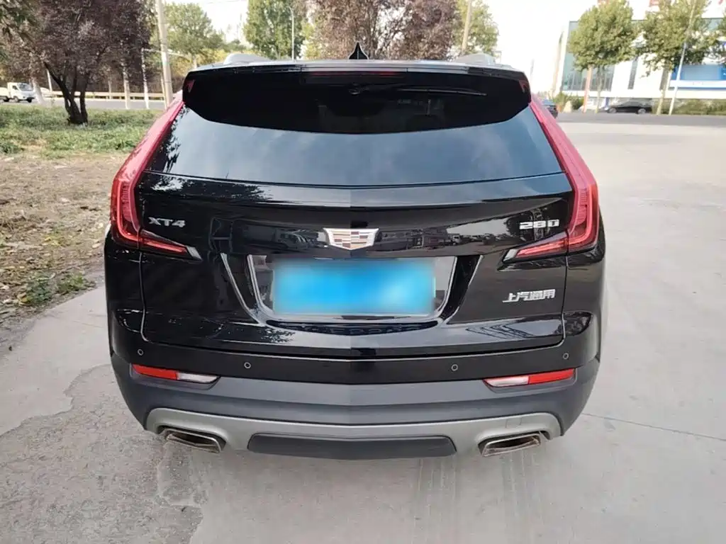 Cadillac XT4 — миниатюра 6