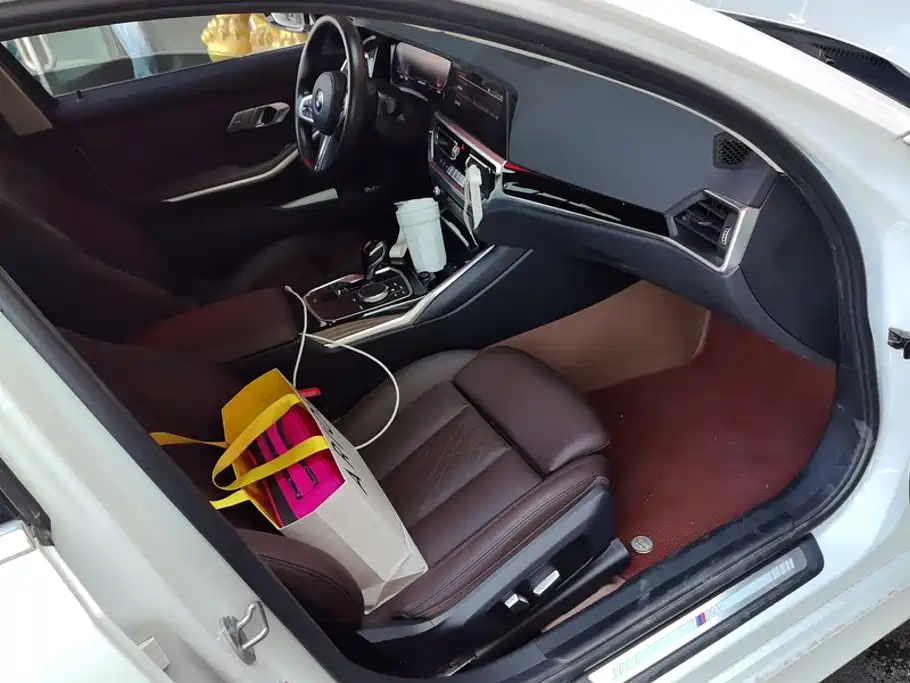 BMW 3 Series — миниатюра 8