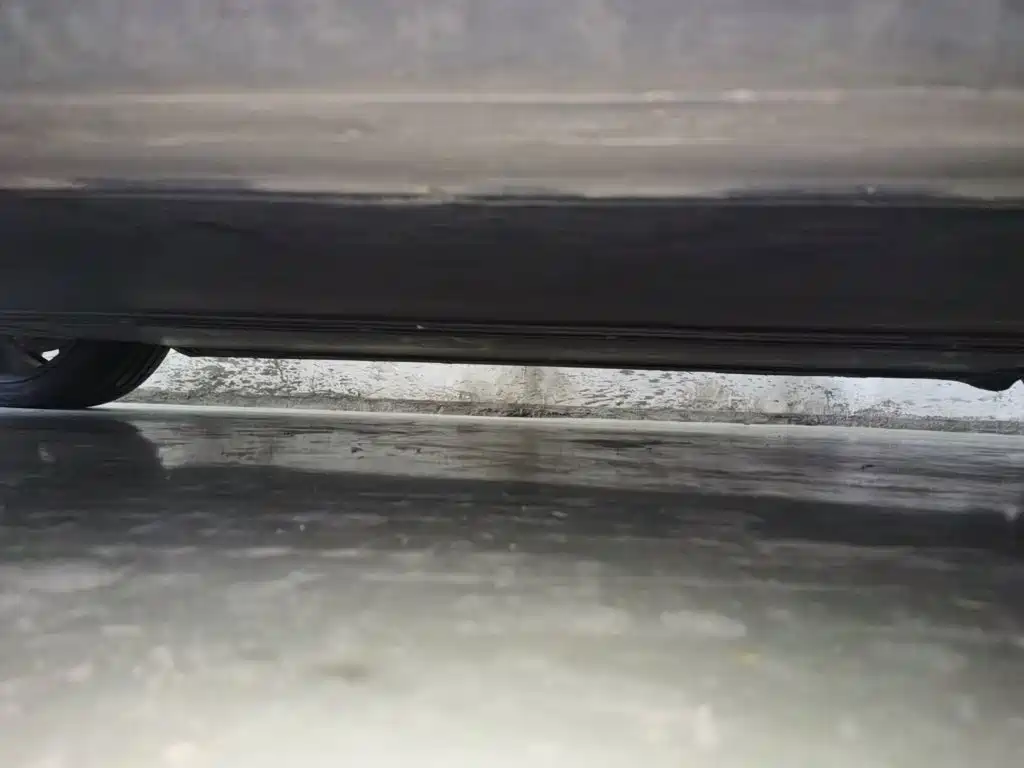 Tesla Model Y — миниатюра 21