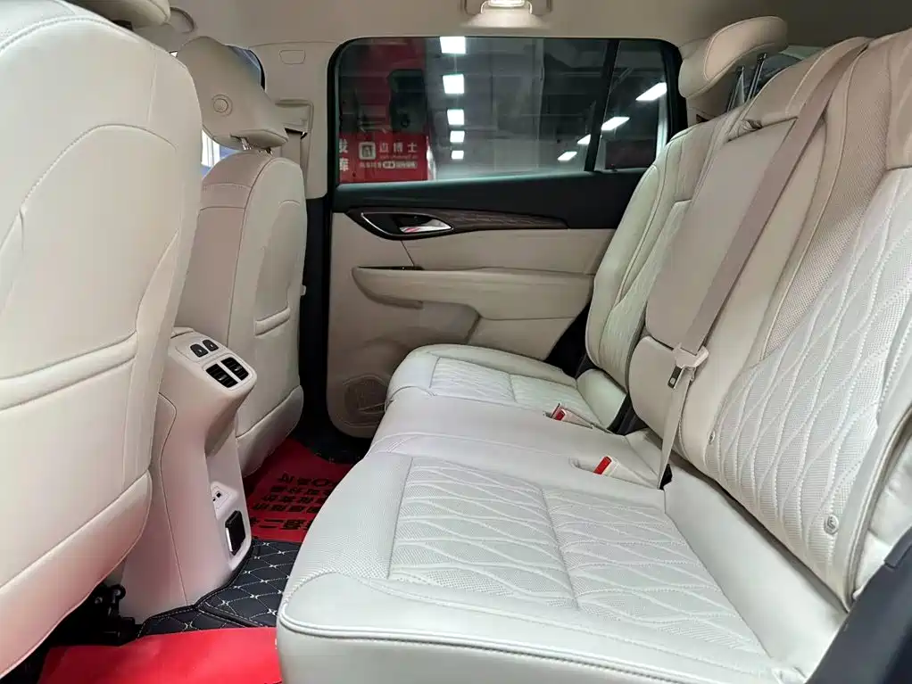 Buick Envision Plus — миниатюра 9