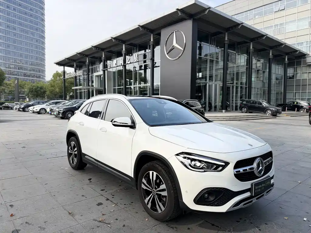 Mercedes-Benz GLA — миниатюра 3