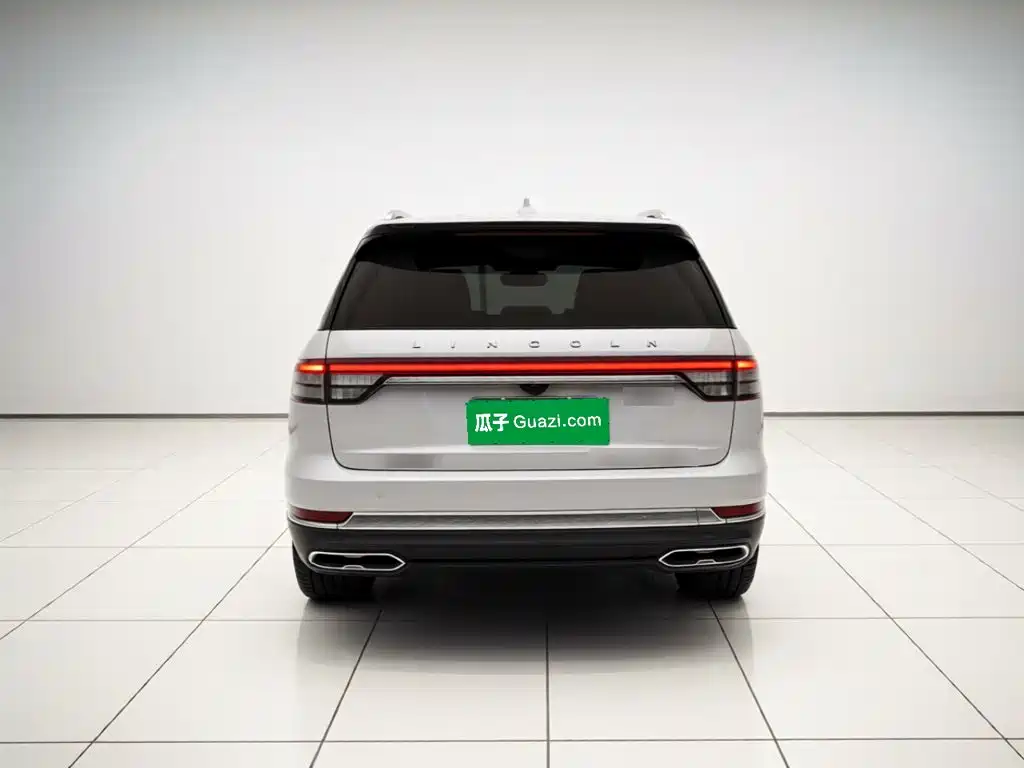 Lincoln Aviator — миниатюра 3