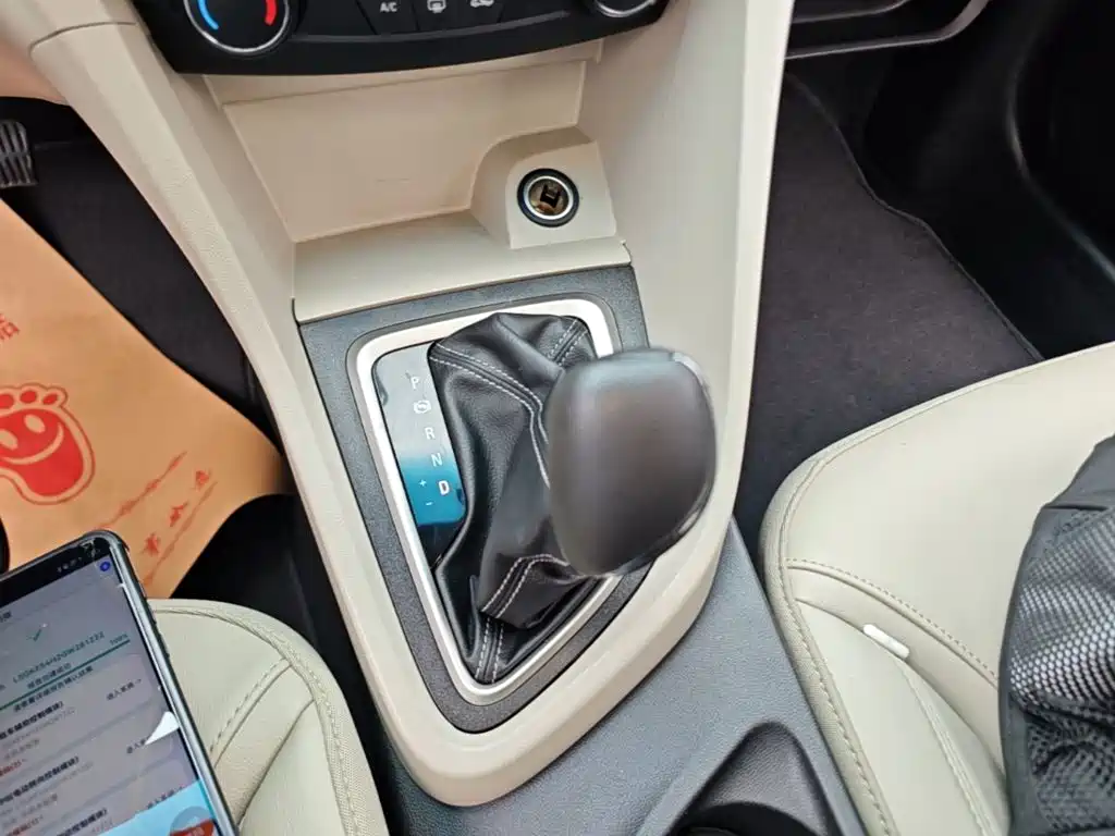 Buick Excelle — миниатюра 14