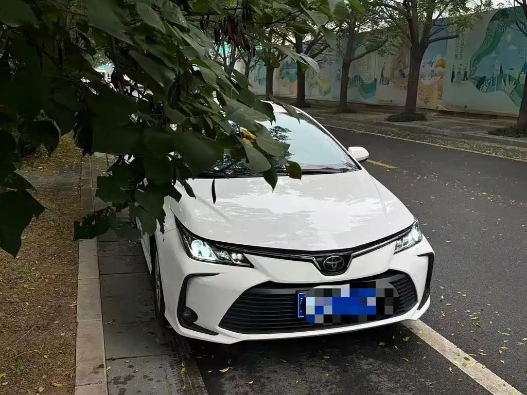 Toyota Corolla — миниатюра 4