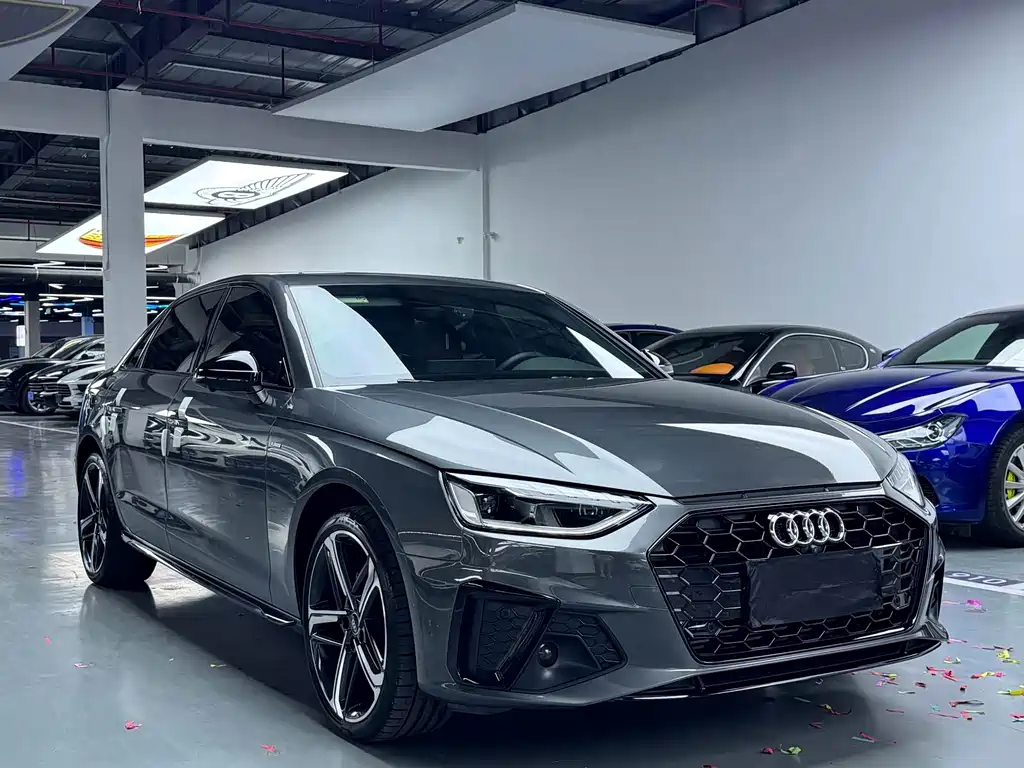 Audi A4L 2024 40 TFSI Luxury