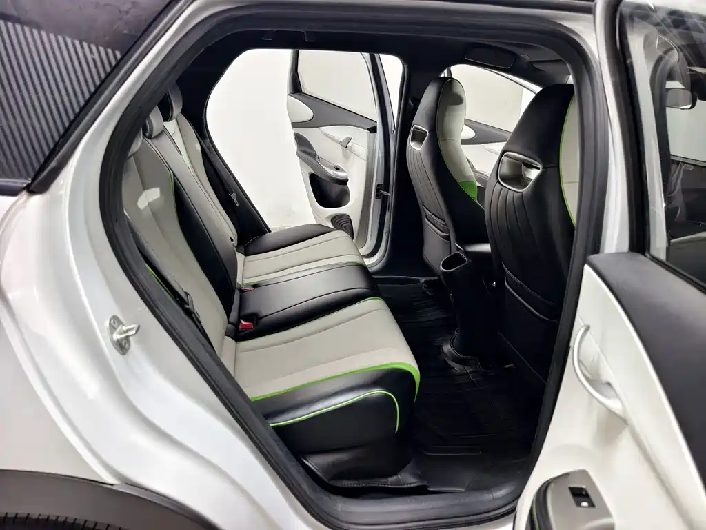 BYD Dolphin — миниатюра 16