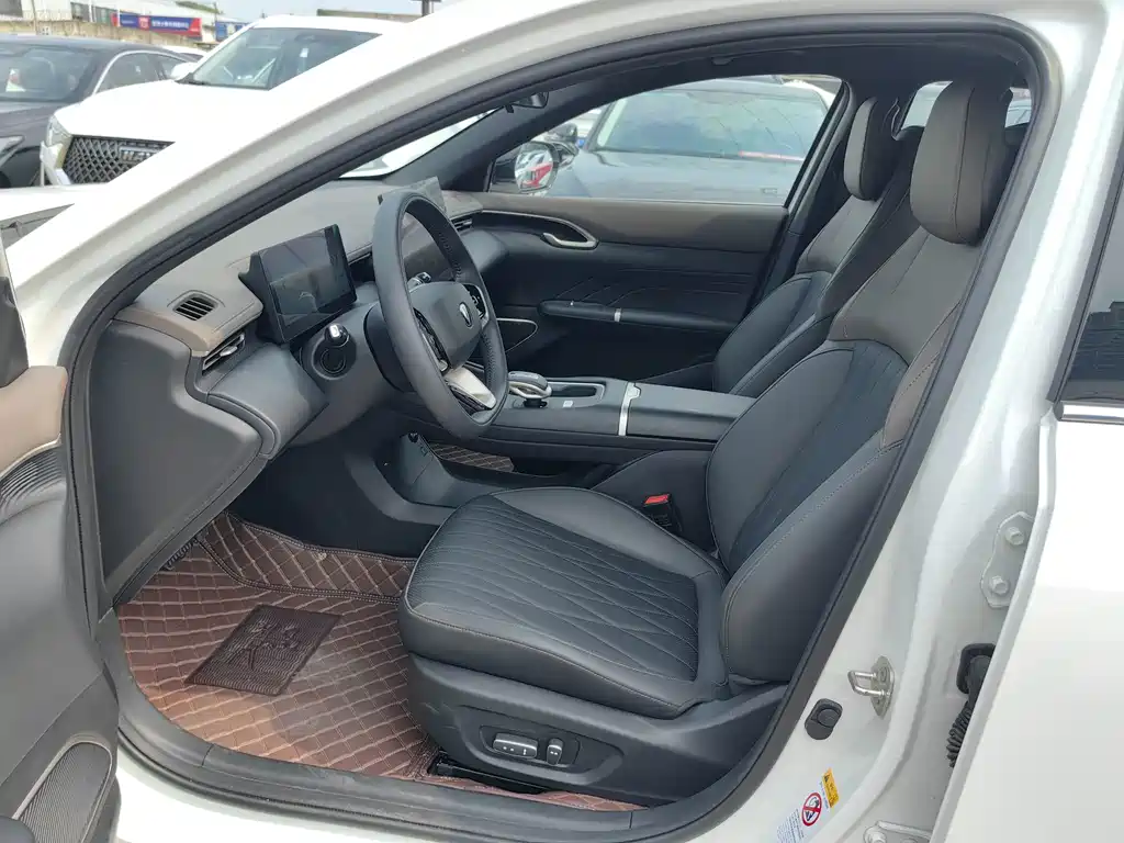 Changan Eado — миниатюра 4