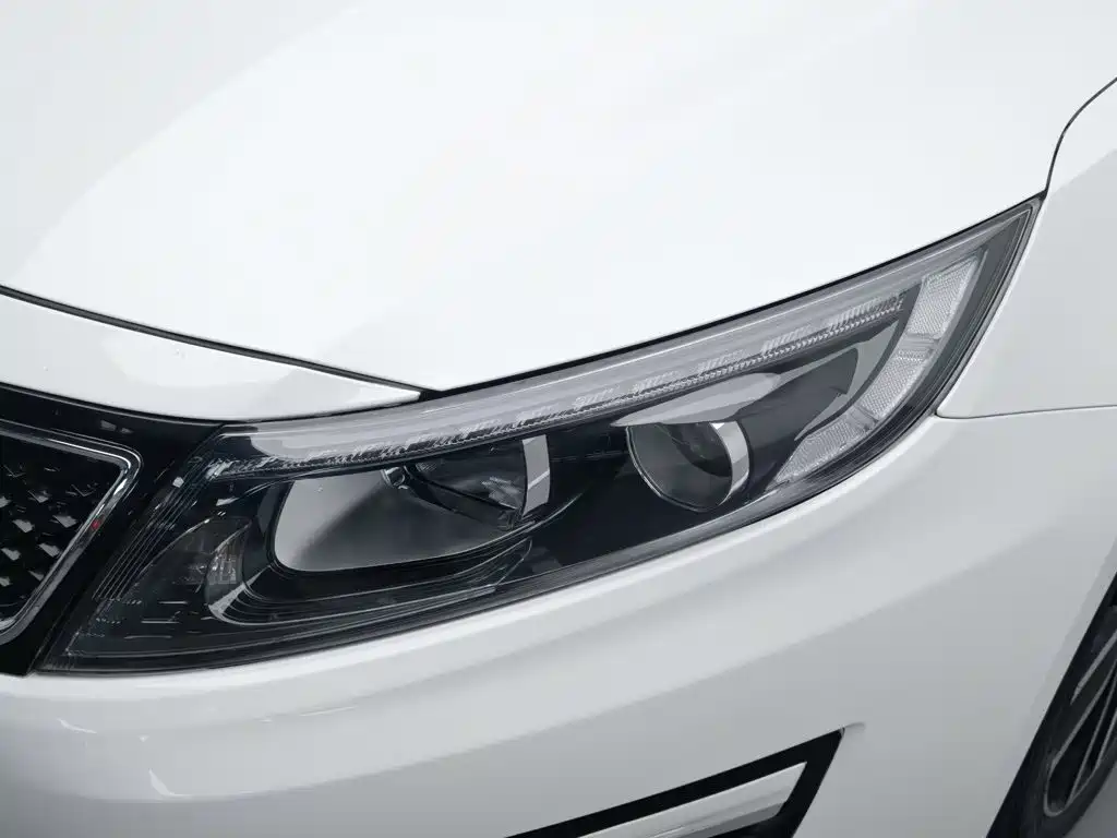 Kia K5 — миниатюра 7