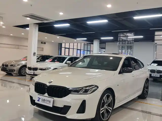 BMW  6 SERIES GT 2021