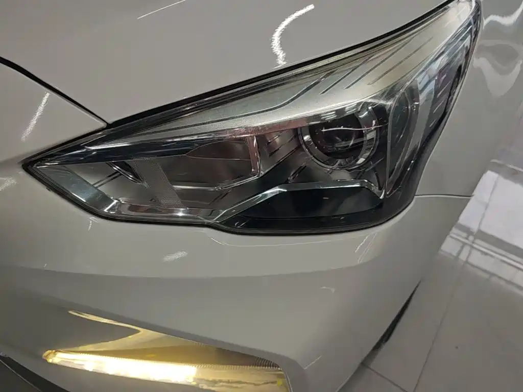 Haval M6 — миниатюра 24